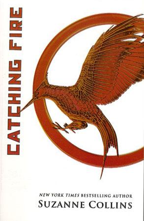 THE SECOND BOOK OF THE HUNGER GAMES - CATCHING FIRE